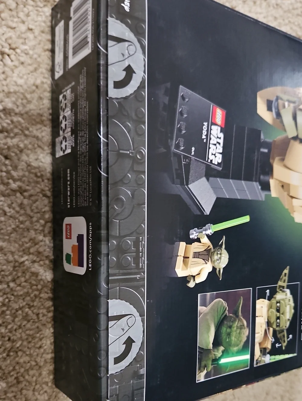 Lego Star Wars Yoda Bust in Green and Tan